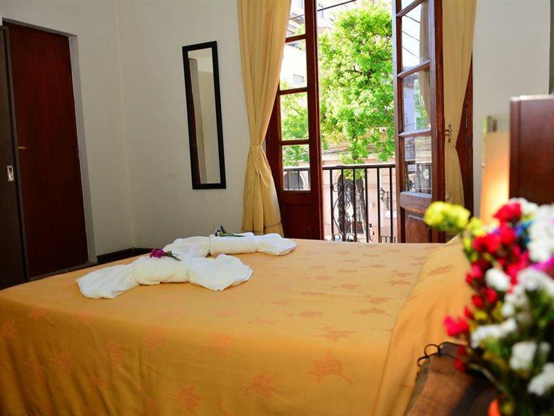 Hotel La Giralda Salta Buitenkant foto