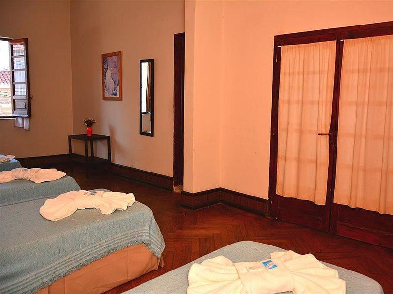 Hotel La Giralda Salta Buitenkant foto