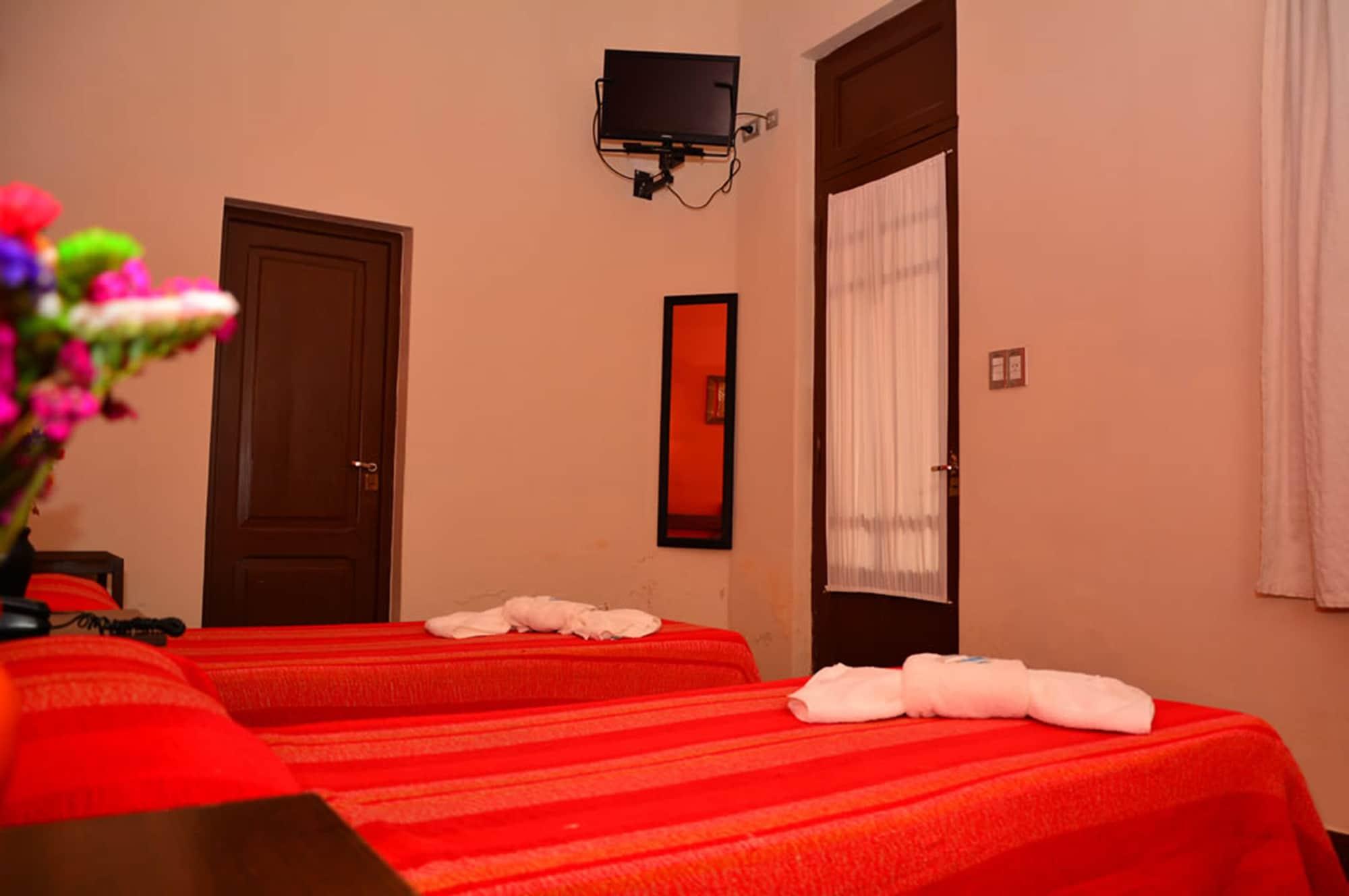 Hotel La Giralda Salta Buitenkant foto
