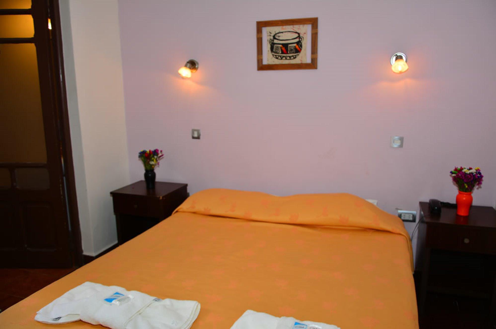 Hotel La Giralda Salta Buitenkant foto