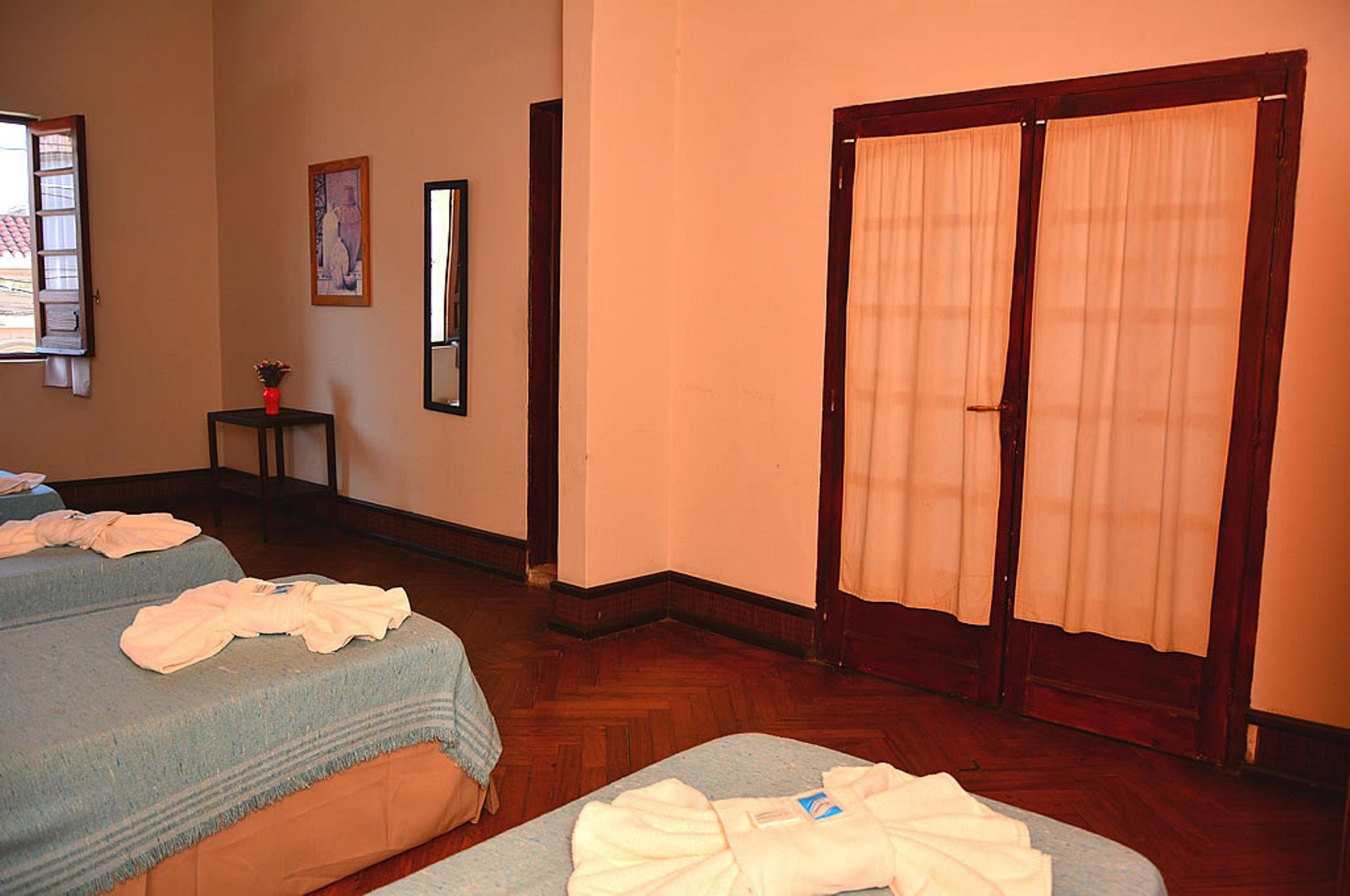 Hotel La Giralda Salta Buitenkant foto