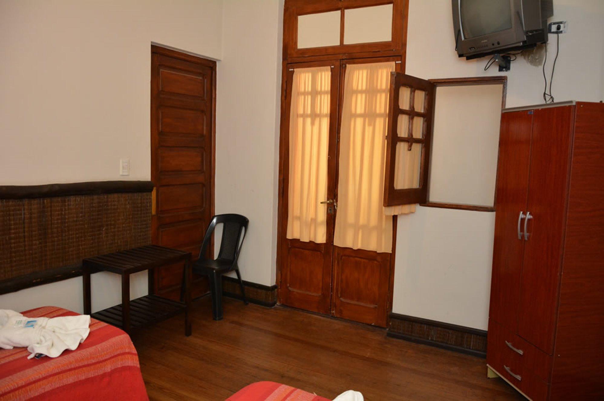 Hotel La Giralda Salta Buitenkant foto