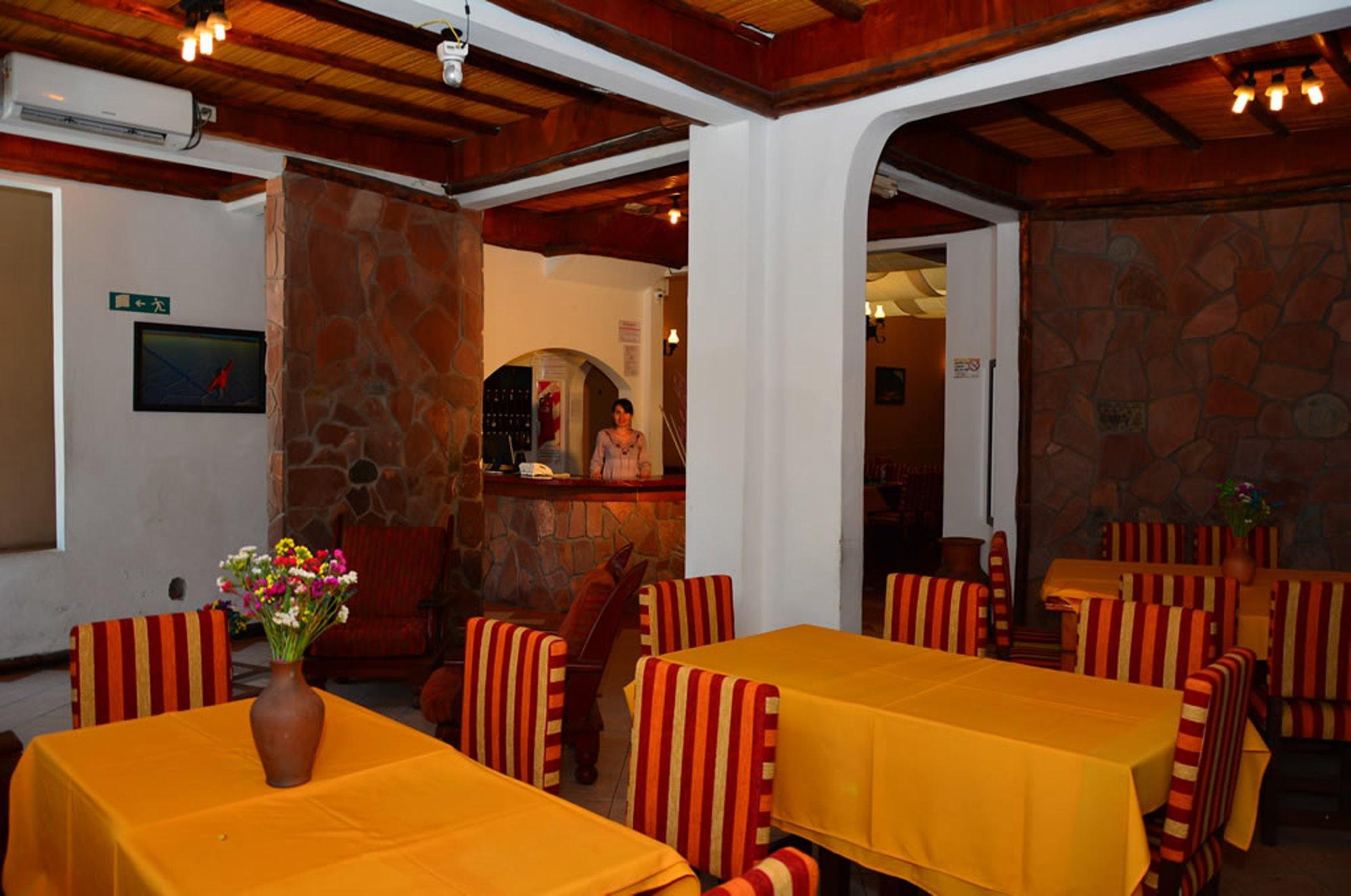 Hotel La Giralda Salta Buitenkant foto